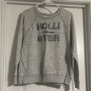 Women’s Hollister Gray Sweatshirt